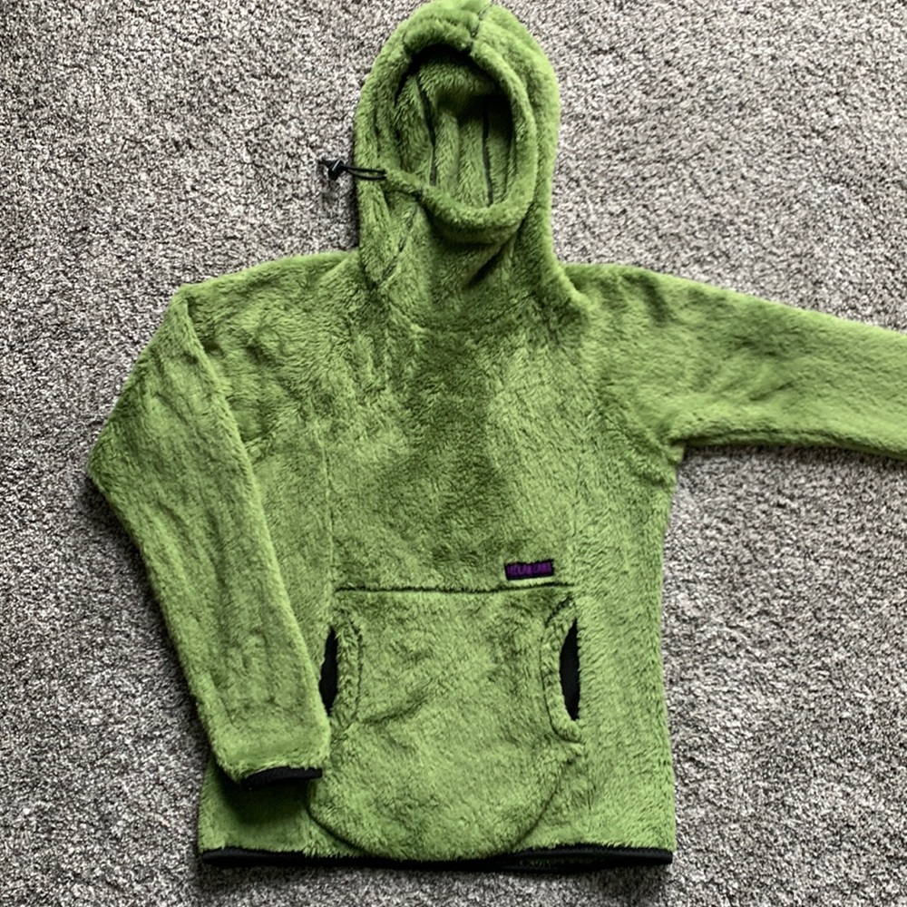 RARE HARD TO FIND fuzzy Melanzana size Small